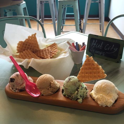 Craving ice cream, but have an indecisive sweet tooth? Skip the cone and get an ice cream flight and waffle cone chips from Spartanburg's newest dessert shop- Hub City Scoops. Waffle Cone Chips, Cafe Gelato, Craving Ice Cream, Cafe Ice Cream, Ice Cream Menu, Waffle Bowl, Gelato Ice Cream, Gelato Shop, Waffle Cone