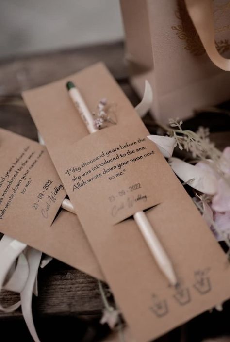 #weddingfavorsforguests Bachelorette Gifts For Bridesmaids, Seed Pencil, Blessed Yule, Eco Friendly Wedding Invitations, Gifts For Bridesmaids, Bridesmaid Thank You, Recycled Gifts, Eco Friendly Wedding, Bridesmaid Proposal Gifts