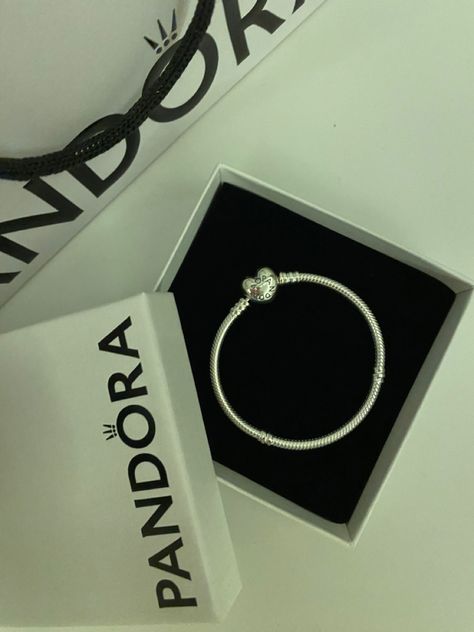 Pandora Bracelet Aesthetic, Pandora Story, Pandora Bracelet Charms Ideas, Pandora Gift, Birthday Gift Baskets, Pandora Hearts, Pandora Bracelet Charms, Beautiful Landscape Wallpaper, Pandora Bracelets