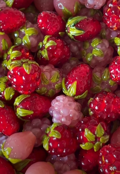 Raspberry Images, Raspberry Delight, Nature's Bounty, Nature Beauty, Strawberries, Close Up, Raspberry, Green