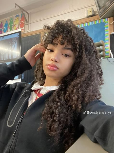 Beautiful Curly Hair, Hairdos For Curly Hair, Curly Girl Hairstyles, Coily Hair, Pretty Ppl, Curly Girl, Pretty Hair, Curly Hairstyles, Aesthetic Hair