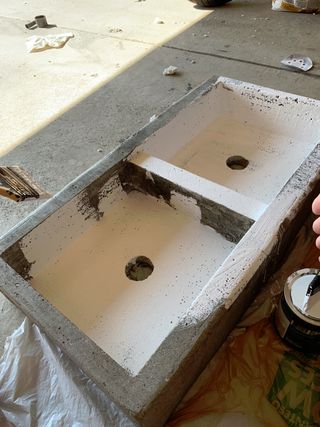 Concrete Farmhouse Sink : 8 Steps (with Pictures) - Instructables Diy Concrete Sink, Concrete Caulk, Concrete Farmhouse Sink, Concrete Farmhouse, Spring Cleaning Challenge, Concrete Sink, Classic Farmhouse, Diy Concrete, Farmhouse Sink Kitchen