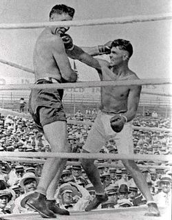 Jack Dempsey - Uncyclopedia, the content-free encyclopedia Rocky Marciano, Jack Dempsey, Boxing Images, Boxing Ring, Heavyweight Boxing, Boxing History, Professional Boxer, Boxing Champions, Toledo Ohio