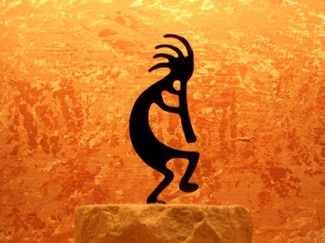 Ancient hunters painted the sections of their cave dwellings where singing, humming and music sounded best. Music is powerful Kokopelli Meaning, Native American Gods, Kokopelli Art, Cave Drawings, Native American Flute, Music Symbols, Fabric Wall Hanging, American Gods, Music Tattoos