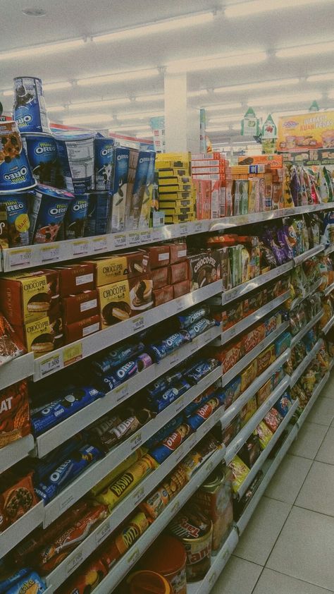 indomaret Grocery Aesthetic, Simpsons Hit And Run, Makanan Aesthetic, Seven Eleven, Student Choice, Aesthetic Stores, 80s Aesthetic, Dark Phone Wallpapers, Hit And Run