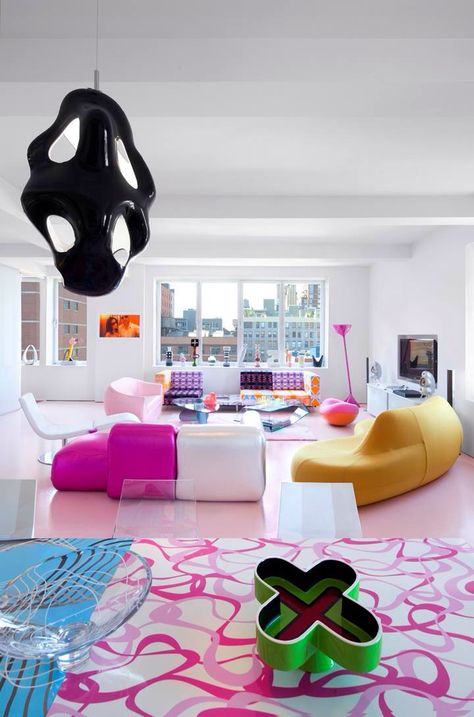 Color !!! Love it Purple Interior Design, Teen Hangout Room, Teen Hangout, Hangout Room, Karim Rashid, Purple Interior, Pink Living Room, Ideas Hogar, Philippe Starck