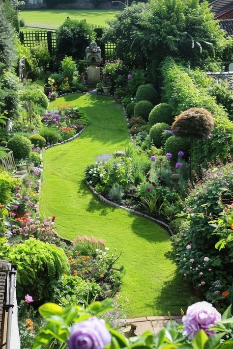 Long Garden Layout, Large Garden Inspiration, English Garden Landscape Design, Garden Hardscape Ideas, Long Garden Design Layout, Large Garden Design Layout, Wide Garden Design Layout, English Garden Ideas Layout, Cottage Garden Layout