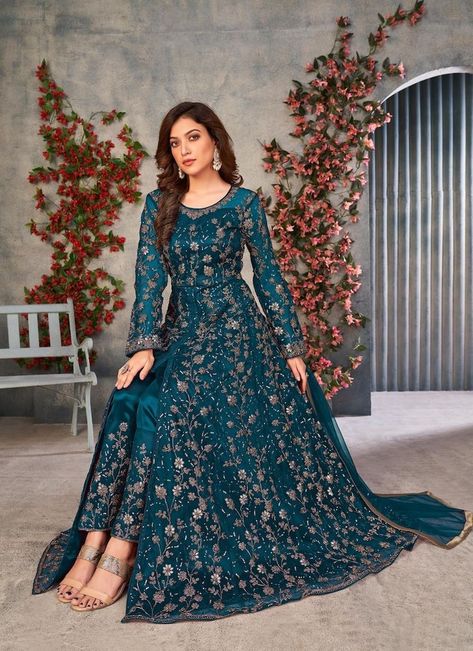 Suit Wedding Guest, Wedding Dress Suit, Embroidered Wedding Dress, Pakistani Salwar, Pakistani Salwar Kameez, Anarkali Dress, Pakistani Bridal, Indian Wedding Dress, Anarkali Suits