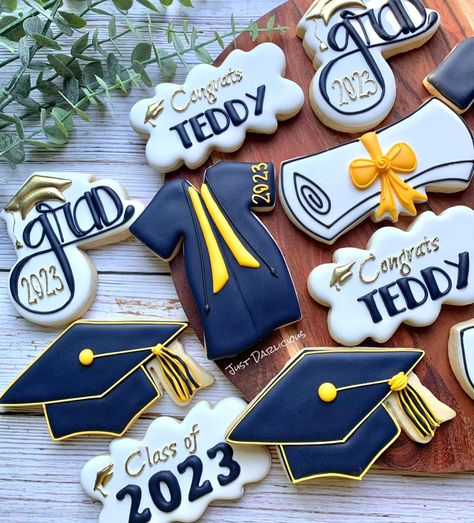 Graduation Cookies 2024 For Boy, Georgetown Graduation, Graduation Cookies 2024, Graduation Decorated Cookies, Grad Treats, High School Graduation Cookies, Graduation Cap Cookies, Masters Party, Grad Cookies