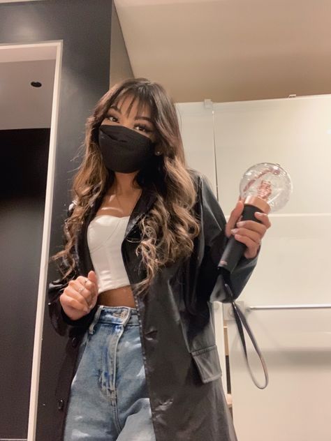 ateez, kpop concert outfit, casual outfit, outfit inspo, atiny, lightiny, kpop, concert outfit inspo, bangs, simple outfit, outfit ideas, choi san, kpop outfits Skrillex Concert Outfit, San Holo Concert Outfit, Outfits For Enhypen Concert, Ateez Casual Outfits, The Rose Kpop Concert Outfit, Kpop Concert Inspo Outfits, Kpop Concert Outfit Ideas Ateez, Joji Concert Outfit Ideas, Kcon Outfit Idea