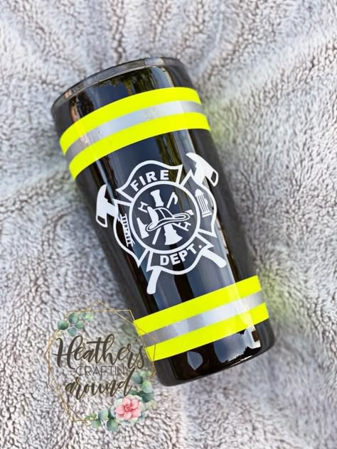 Firefighter Cups, Fire Tumbler, Firefighter Custom, Fire Gear, Tumbler Cups Personalized, Cricut Cups, Sublimacion Ideas, Epoxy Cups, Personalized Starbucks Cup