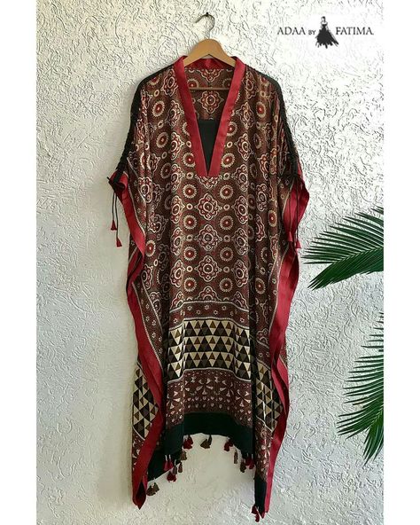 Kaftan Latest Design, New Kaftan Designs 2023, Latest Kaftan Designs For Women 2023, Kaftan Shirts Women, Kaftan Neck Designs, Kaftan Kurti Pakistani, Kaaftaan Designs, Kaftan Pattern Caftan Dress Style, Loose Kurti