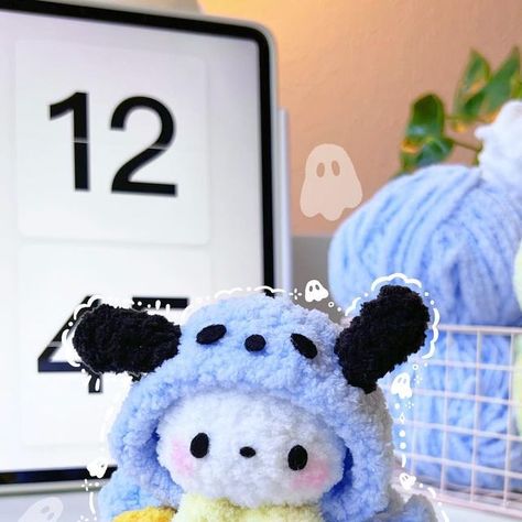 Crochet Pochacco Free Pattern, Pochacco Crochet Pattern, Crochet Pochacco, Stuffed Crochet, Halloween Puppy, Sanrio Aesthetic, Crocheted Things, Crochet Plushies, Crochet Cute