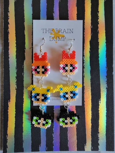 Mini Perler Beads, Powerpuff Kızları, Mini Hama Beads, Perler Bead Designs, Perler Beads Ideas, Melt Beads Patterns, Hamma Beads Ideas, Easy Perler Bead Patterns, Melty Bead Patterns