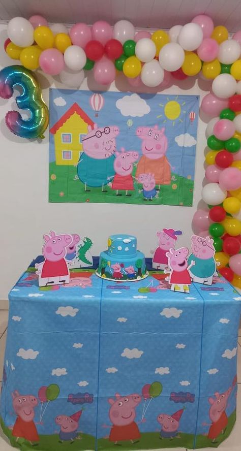 Pepa Pig, Birthday Decorations Kids, Toddler Learning Activities, Toddler Learning, Peppa Pig, 4th Birthday, Birthday Decorations, Balloons, Birthday