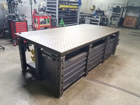 Welding Bench, Welding Workshop, Welding Table Diy, Welding Tables, Welding Shop, Welding Cart, Work Benches, Metal Workshop, Welding And Fabrication