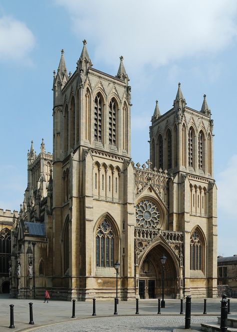 Bristol Cathedral, Banqueting House, City Of Bristol, Bristol England, Dutch House, Hampton Court Palace, Red Brick House, Church Of England, Cathedral Church