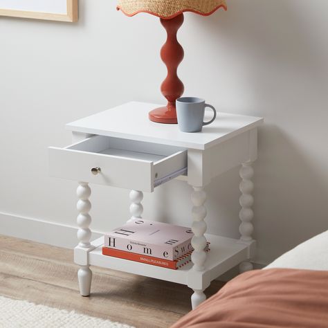 Discover how to select the ideal bedside table that enhances your bedroom's aesthetic and functionality. Explore Mocka's range of stylish and practical options. Bobbin Nightstand, Bedside Table Styling, Office Storage Furniture, White Bedside Table, Coastal Elegance, Bedside Table Storage, Bedroom Bedside Table, Coastal Charm, Open Shelf