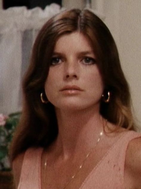 Katharine Ross Style, Katherine Ross Style, Stepford Wives 1975, Dramatic Classic Kibbe, The Stepford Wives, Katherine Ross, Taurus Rising, Classic Kibbe, Stepford Wives