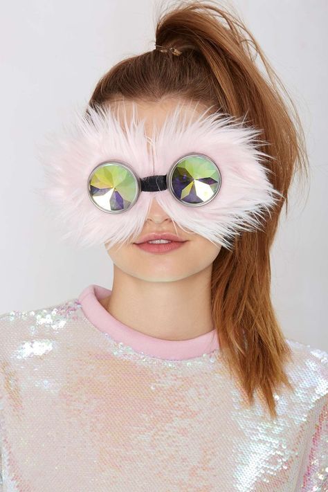 H0les Seein' Thangs Faux Fur Goggles, $100 Futuristic Fashion Editorial, Crazy Sunglasses, Funky Glasses, Glasses Collection, High Fashion Accessories, Mens Fashion Editorial, Aviator Sunglasses Mens, Futuristic Fashion, Oversize Fashion