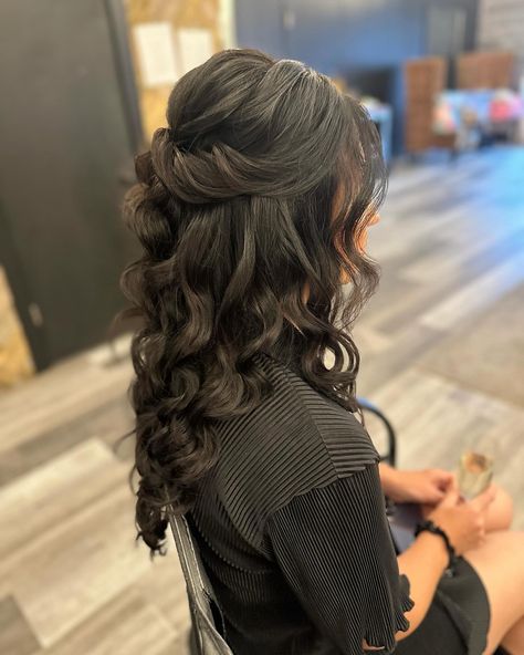 Nothing I love more than some good volume and fluffy curls!! Save for inspo! Using my two favorite products @aiirprofessional texture spray and @schwarzkopfusa Dust it. #halfuphalfdownhairstyle #halfup #texturedhairstyle #fluffycurls #bridesmaid #bridesmaidhairstyle #hairstyle #weddinghair #bridesmaidhair #nwihairstylist #bridalhair #bride #wedding #june #2024 #nwi #chesterton #bridalstylist Bride Hairstyles Volume, Hair Down Wedding, Grad Hair, Winter Gala, Fluffy Curls, Event Hairstyles, Taupe Wedding, Volume Curls, Engagement Hairstyles