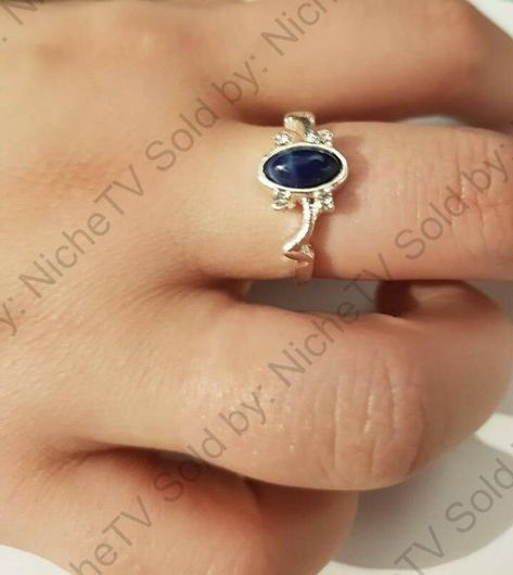 Vampire Diaries Rings, The Vampire Diaries Elena, The Vampire Diaries Damon, Vampire Diaries Elena, Vampire Diaries Jewelry, Daylight Ring, Damon And Stefan Salvatore, Damon And Stefan, Replica Jewelry