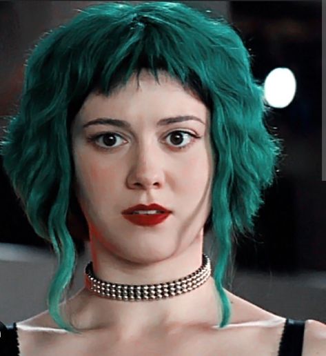 Ramona Flowers Haircut, Scott Pilgrim Vs The World, Ramona Flowers, Scott Pilgrim Vs. The World, Rave Girl, Hair Inspiration Short, Mary Elizabeth Winstead, Vs The World, Witchy Fashion