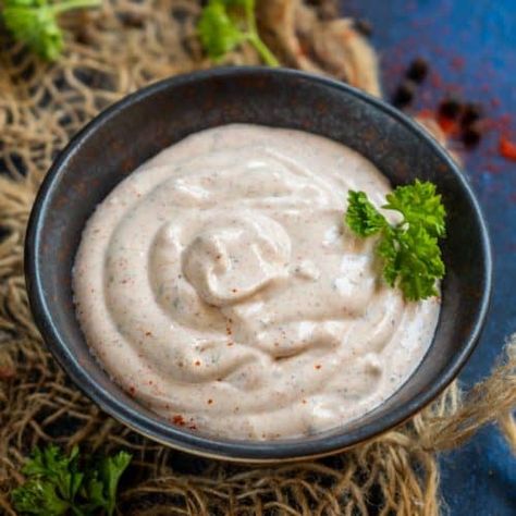 Champps Copycat Seasoned Sour Cream Recipe (No Mayo) - Whisk Affair Seasoned Sour Cream Recipe, Sour Cream Dip Recipes, Sour Cream Recipe, Seasoned Sour Cream, Sour Cream Dip, Cream Dip, Sour Cream Recipes, Nutrition Labels, Recipe Images