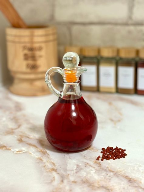 Aceite de Achiote (Annatto Oil) - Made with Sazón Annatto Oil Recipe, Achiote Oil Recipe, Achiote Oil, Latin Recipes, Rican Food, Caribbean Cuisine, How To Make Oil, Puerto Rican Recipes, Dinner Appetizers