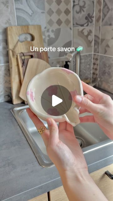 Love in Pottery on Instagram: "satisfying ceramic soap dish making process by @pickstudiobynora ! 🙈😘💚 FOLLOW👉 @loveinpottery for more pottery contents ☕️ !  visit their page and support 💕  Follow us on @mustvisitguide (Travel Lovers) & @musthomeguide (Interior Lovers) !  #clay #porcelain #handmade #pottersofinstagram #handmadeceramics #interiordesign #art #homedecor #ceramics #sculpture #instapottery #ceramicsculpture #tableware #ceramicart #pottery #ceramicartist #design #ceramicstudio #potterylove #stoneware" Porcelain Handmade, Ceramics Sculpture, Ceramic Soap Dish, Ceramic Studio, Soap Holder, Travel Lover, Ceramic Artists, Soap Dish, Ceramic Sculpture