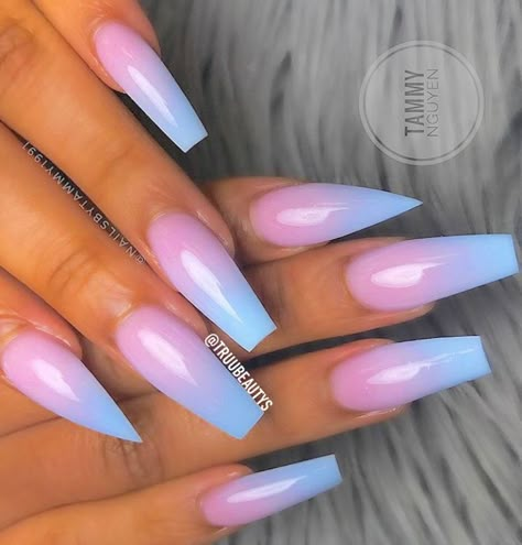 Long Nail Ideas, Purple Ombre Nails, Blue Ombre Nails, Unghie Sfumate, Pink Ombre Nails, Ombre Acrylic Nails, Ombre Nail Designs, Long Nail, Yellow Nails