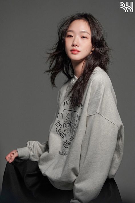 Kim Go Eun Wallpaper, Kim Go Eun Style, Kim So Eun, Stunning Hairstyles, Kim Go Eun, Portrait Photoshoot, Bae Suzy, Female Actresses, Wallpapers Hd