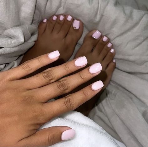 Mani Pedi Combos Spring 2024, Manicure Pedicure Combo, Matching Manicure And Pedicure, Mani Pedi Color Combos, Matching Mani Pedi, Mani Pedi Combos, Matching Nails, Color Melon, Mani And Pedi