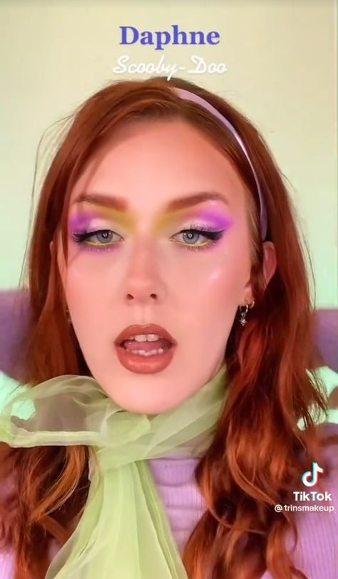 Daphne Scooby Doo Makeup Look, Daphne Inspired Makeup, Daphne Costume Makeup, Daphne Makeup Look, Daphne Makeup Scooby Doo, Daphne Blake Makeup, Scooby Doo Makeup, Daphne Makeup, Daphne Halloween Costume