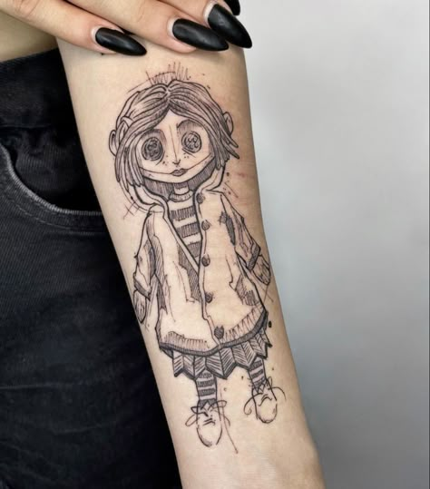 Coraline Tattoo Ideas, Corpse Bride Tattoo, Coraline Tattoo, Tim Burton Tattoo, Doll Tattoo, Sick Tattoo, Tattoo Now, Female Tattoo Artists, Spooky Tattoos