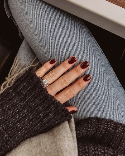 Opi Red Nail Polish, Wine Nails, Easy Nails, Red Nail Polish, Red Nail, Fall Nail Colors, Neutral Nails, Nailed It, Minimalist Nails