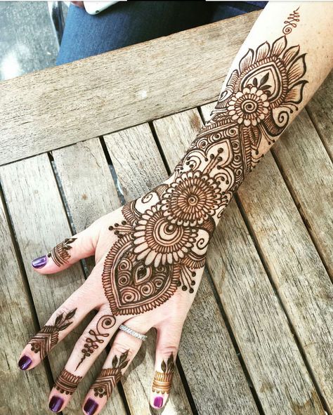 Henna Mehendi Henna Designs Till Elbow, Henna Arm Sleeve, Henna Sleeve, Traditional Henna Designs, Henna Style Tattoos, Henna Inspo, Henna Inspired Tattoos, Floral Henna Designs, Henna Ideas