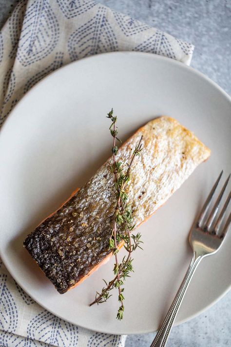 Air Fryer Salmon with Crispy Skin Air Fryer Salmon Skin On, Air Fryer Salmon With Skin, Crispy Skin Salmon Air Fryer, Salmon Crispy Skin, Roasted Red Cabbage, Scrambled Eggs With Spinach, Honey Mustard Salmon, Honey Garlic Salmon, Pesto Salmon