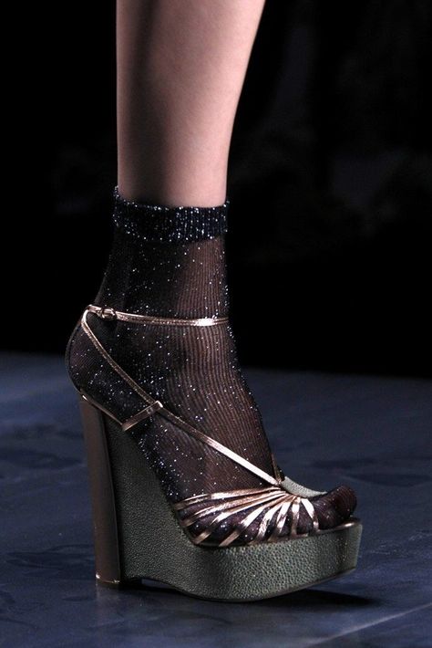 High Fashion Heels, Dior Ready To Wear, Heels And Socks, Runway Shoes, Shoes Heels Classy, Aesthetic Shoes, Only Shoes, Gorgeous Shoes, Fashion Heels