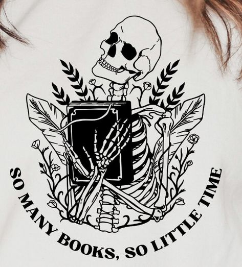 Skeleton Holding Book Tattoo, Skeleton With Book Tattoo, Horror Book Tattoo Ideas, Just One More Chapter Tattoo, Horror Book Tattoo, Fbaa Tattoos, Gothic Book Tattoo, Skeleton Reading Book Tattoo, Kindle Tattoo