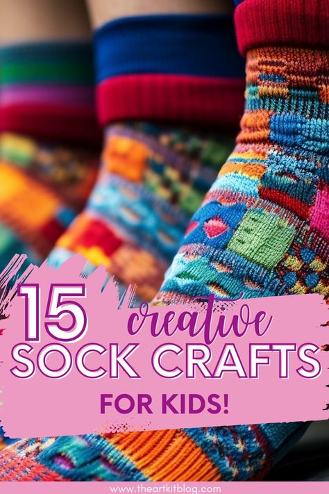 Sock Crafts for Kids Crafts Made From Socks, Halloween Sock Crafts, Sock Crafts No Sew, Christmas Socks Craft, Crafts With Socks, Sock Crafts For Kids, Sock Monsters, Sock Ideas, Puppets For Kids