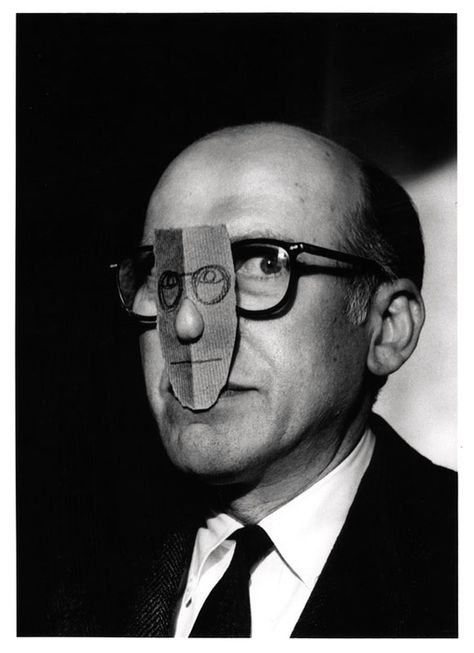 Saul Steinberg | International Center of Photography Inge Morath, Brigitte Lacombe, Artist Portraits, Saul Steinberg, Between Friends, Alexander Calder, Beauty Art, Photography Print, Art Museum