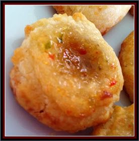 Fast Easy Appetizers Simple, Pepper Jelly Recipes, Hot Pepper Jelly, Cheese Puffs, Appetizers Easy Finger Food, Best Appetizer Recipes, Food Appetizers, Pepper Jelly, Tropical Christmas