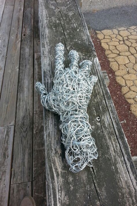 steel wire sculpture of my hand.JustJoaniesArtsUnlimited. Line Sculpture, Chicken Wire Sculpture, Chicken Wire Art, Art Fil, Bored Art, Wire Sculptures, Wire Art Sculpture, Art Wire, Hand Sculpture