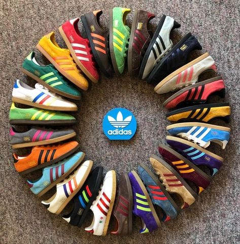 Football Casual Clothing, Adidas Art, Adidas Shoes Originals, Sneaker Shop, Dr Shoes, Funky Shoes, Hype Shoes, Swag Shoes, Mode Inspo