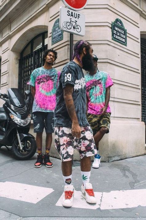 Zombies Wallpaper, Flatbush Zombies, Colorful Wardrobe, Celebrity Style Icons, Warm Weather Outfits, Hip Hop Culture, Summer Fashion Trends, Mens Fashion Trends, Men's Style