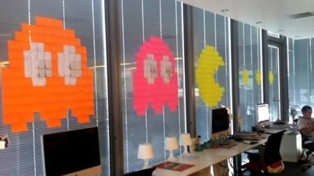 Pac Man Post It Art Community Collaboration, Post It Art, Vintage Arcade, Office Window, Notes Art, Collaborative Art, Middle School Art, Creative Artwork, Pac Man