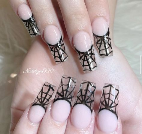 Spiderweb French Tip, Spiderweb French Tip Nails, Spider Halloween Nails, Spiderweb Nails, Wedding Web, Black French Tips, Spider Halloween, Tip Nails, Black Spider