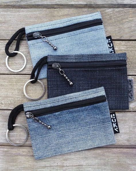 Denim Coin Purse, Denim Bag Patterns, Denim Crafts Diy, Denim Bags, Blue Jeans Crafts, Denim Purse, Bags And Purses, Recycle Jeans, Unique Purses