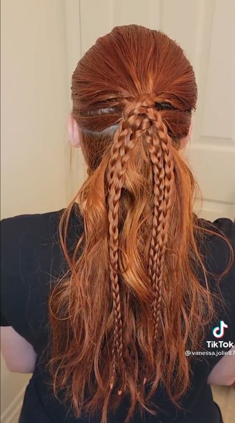 Red Viking Hair, Anglo Saxon Hairstyles, Battle Hairstyles, Norwegian Hairstyles, Polish Hairstyles, Scandinavian Braids, Slavic Braids, Medieval Hairstyles Princesses, Vikings Braids